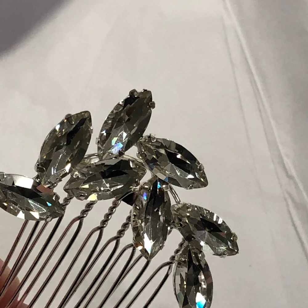 Brides & Hairpins Easton Crystal Comb Nwot